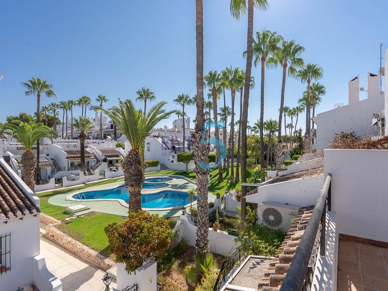 Villa for Sale in Alicante, Valencia 1