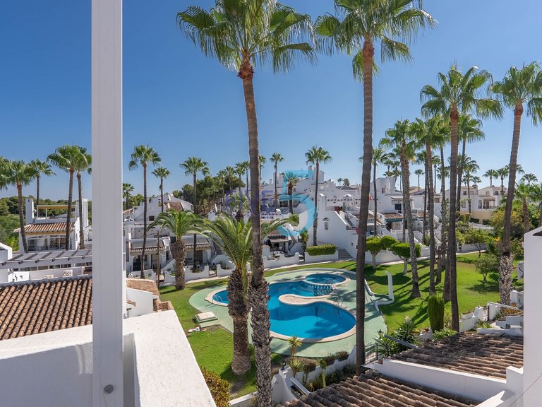 Villa for Sale in Alicante, Valencia 26
