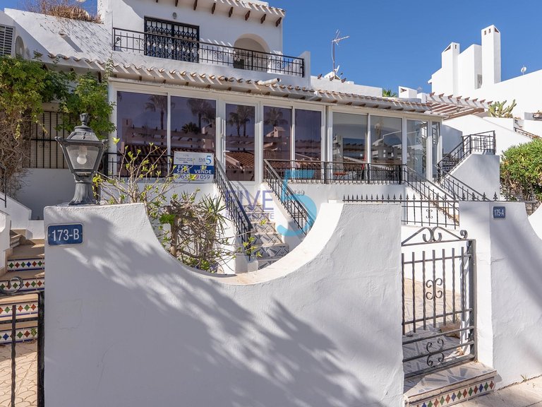 Villa for Sale in Alicante, Valencia 5