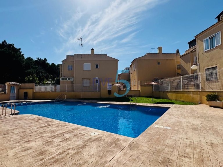 Apartment for Sale in Alicante, Valencia 2