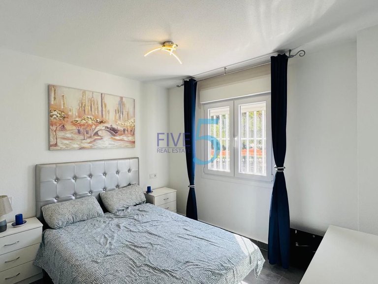 Apartment for Sale in Alicante, Valencia 10