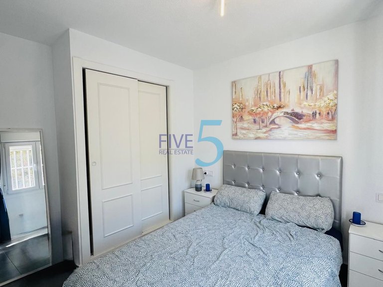 Apartment for Sale in Alicante, Valencia 11