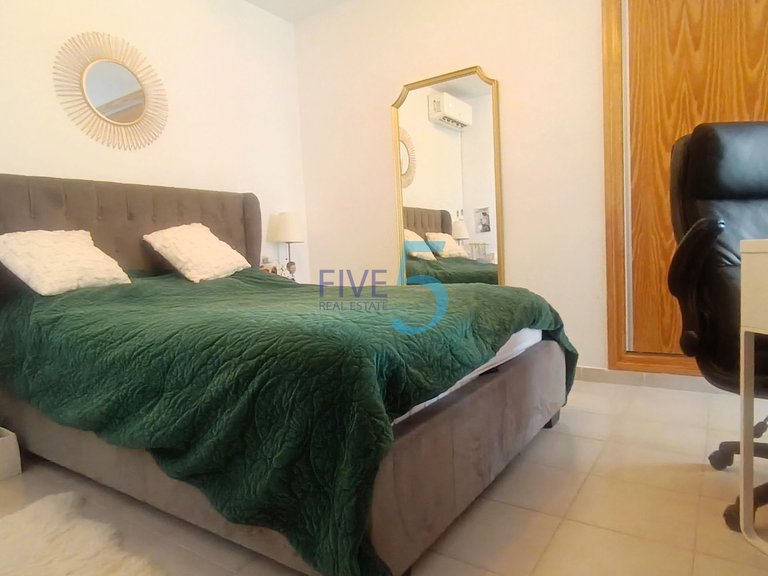 Apartment for Sale in Alicante, Valencia 15