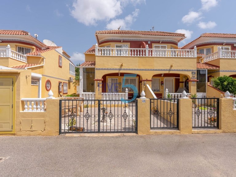 Villa for Sale in Alicante, Valencia 1
