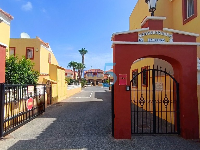 Villa for Sale in Alicante, Valencia 32