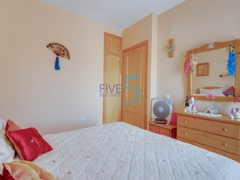 Villa for Sale in Alicante, Valencia 24