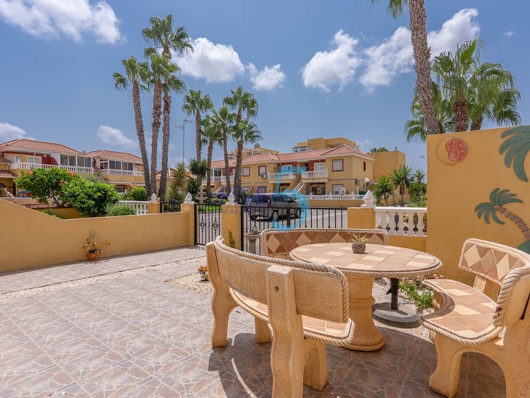 Villa for Sale in Alicante, Valencia 26
