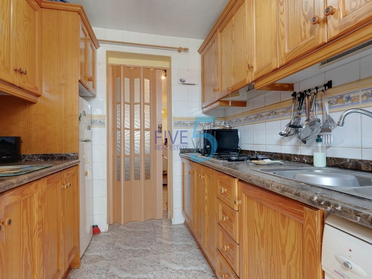 Villa for Sale in Alicante, Valencia 11