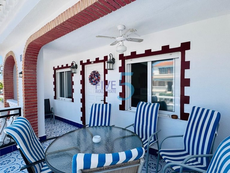 Villa for Sale in Alicante, Valencia 29