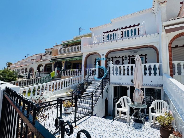 Villa for Sale in Alicante, Valencia 1