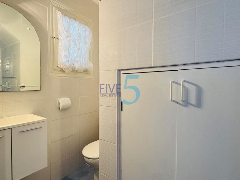 Villa for Sale in Alicante, Valencia 9