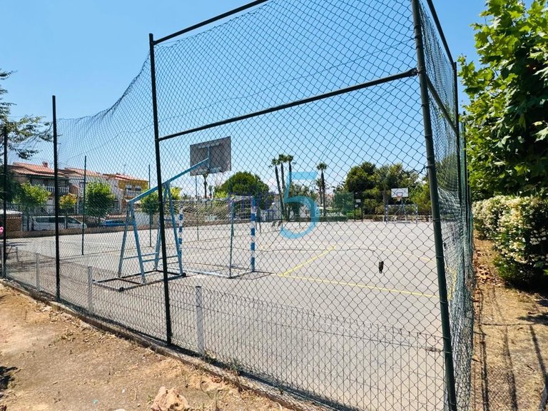 Villa for Sale in Alicante, Valencia 36