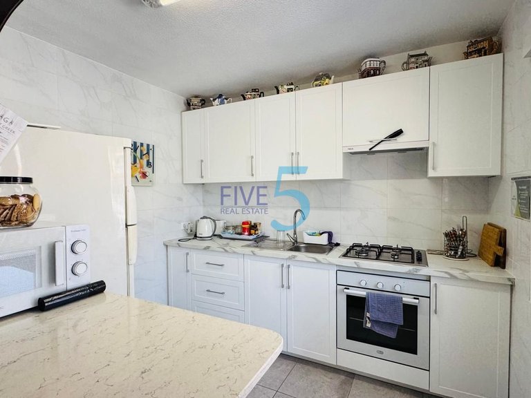 Villa for Sale in Alicante, Valencia 4