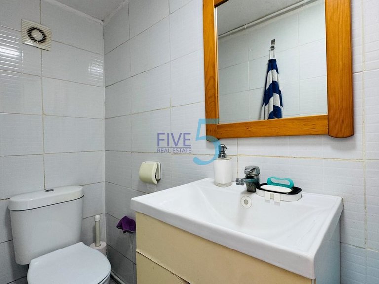 Villa for Sale in Alicante, Valencia 25