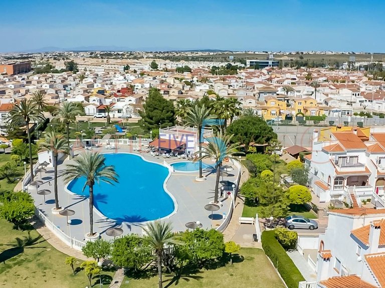 Villa for Sale in Alicante, Valencia 2