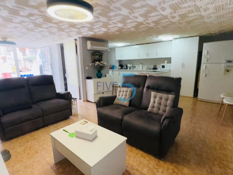 Villa for Sale in Alicante, Valencia 19