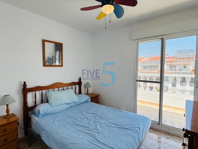 Villa for Sale in Alicante, Valencia 11
