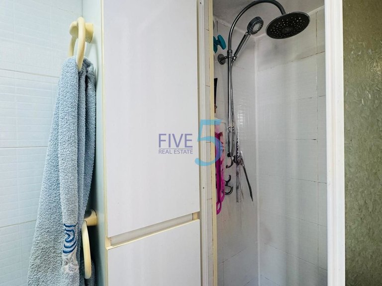 Villa for Sale in Alicante, Valencia 26