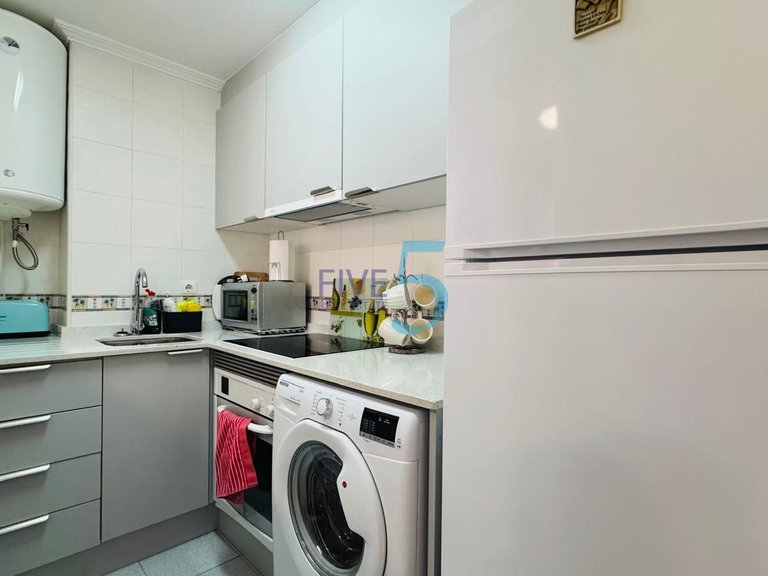 Apartment for Sale in Alicante, Valencia 4