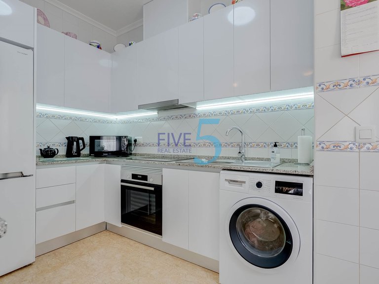 Villa for Sale in Alicante, Valencia 10