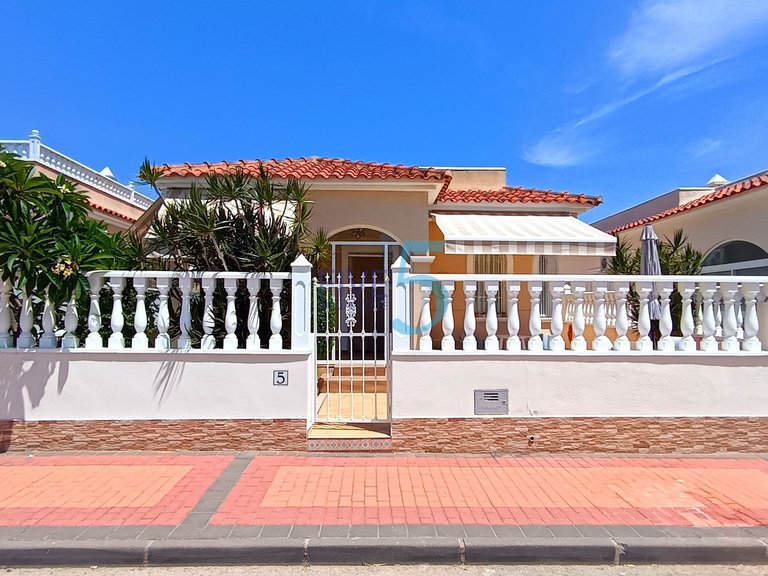 Villa for Sale in Alicante, Valencia 44