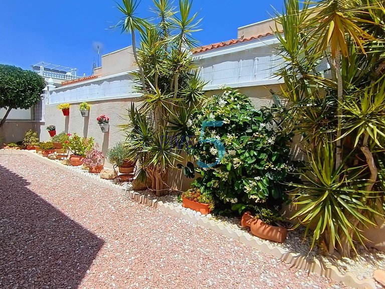 Villa for Sale in Alicante, Valencia 35