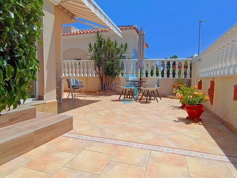 Villa for Sale in Alicante, Valencia 27