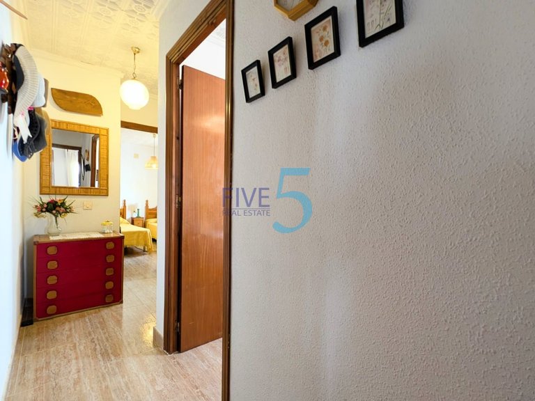 Villa for Sale in Alicante, Valencia 18