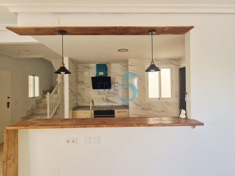 Villa for Sale in Alicante, Valencia 10
