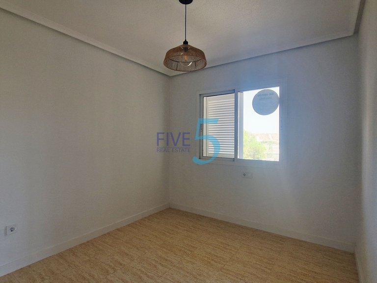 Villa for Sale in Alicante, Valencia 21