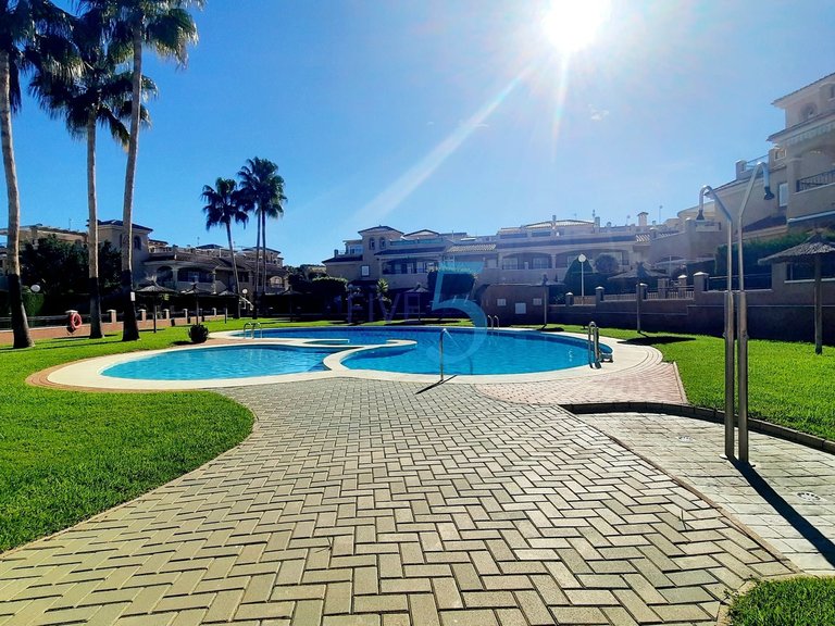 Villa for Sale in Alicante, Valencia 3