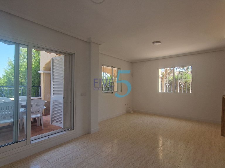 Villa for Sale in Alicante, Valencia 6