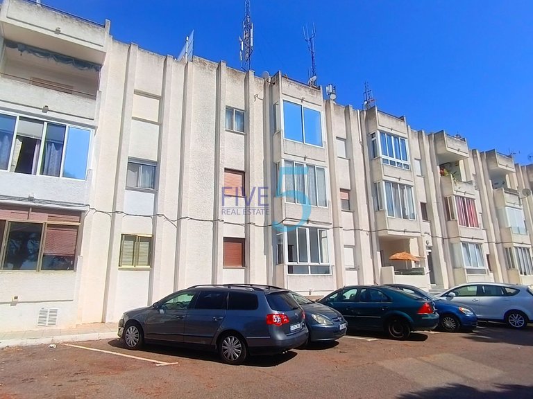 Apartment for Sale in Alicante, Valencia 1