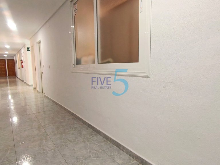 Apartment for Sale in Alicante, Valencia 9