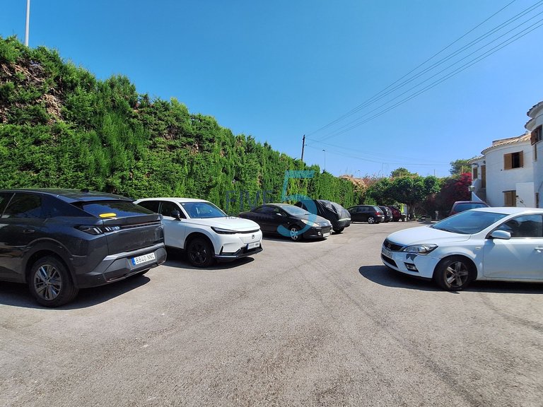 Villa for Sale in Alicante, Valencia 36