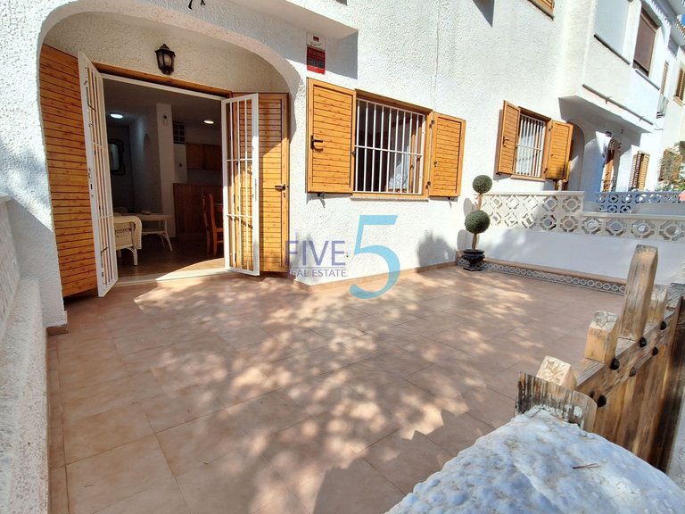 Villa for Sale in Alicante, Valencia 8