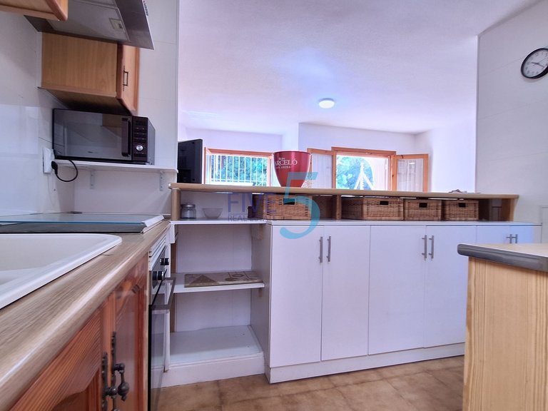Villa for Sale in Alicante, Valencia 18