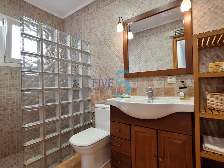 Villa for Sale in Alicante, Valencia 29