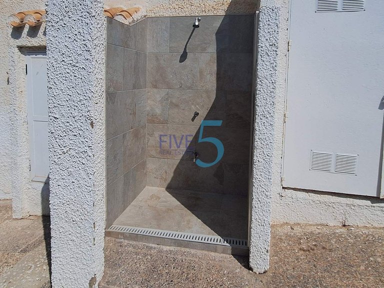 Villa for Sale in Alicante, Valencia 33