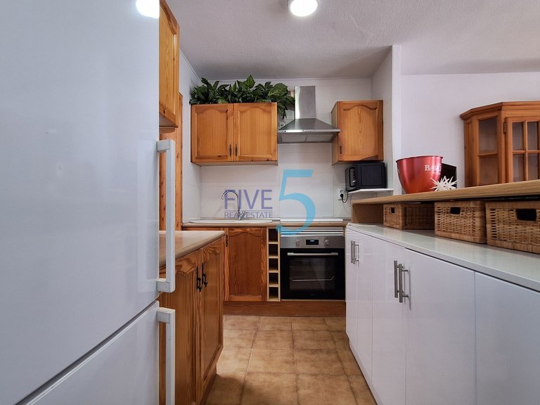 Villa for Sale in Alicante, Valencia 16