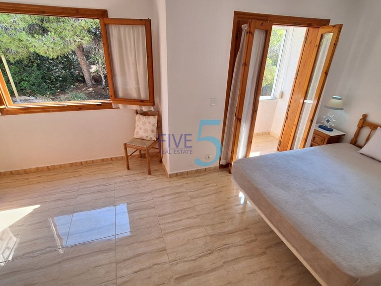 Villa for Sale in Alicante, Valencia 5