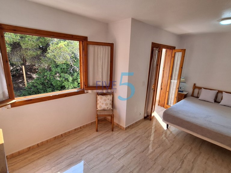 Villa for Sale in Alicante, Valencia 24