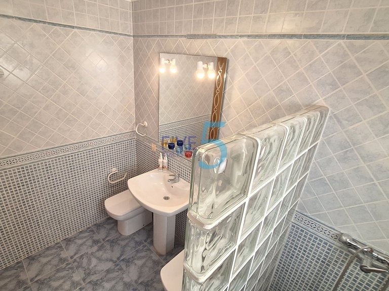 Apartment for Sale in Alicante, Valencia 40