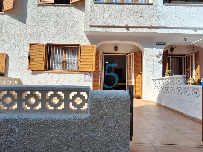 Apartment for Sale in Alicante, Valencia 5