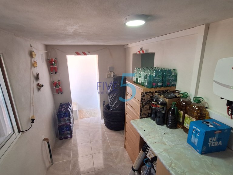 Villa for Sale in Alicante, Valencia 52