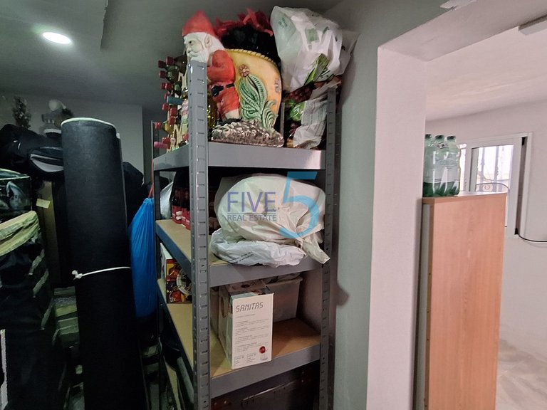 Villa for Sale in Alicante, Valencia 53