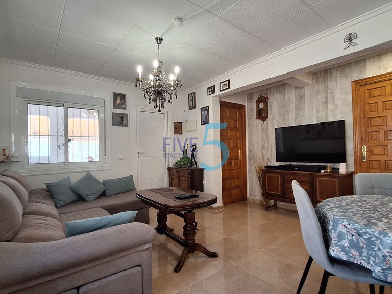 Villa for Sale in Alicante, Valencia 19
