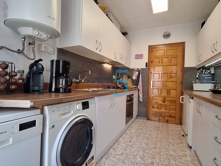 Villa for Sale in Alicante, Valencia 3