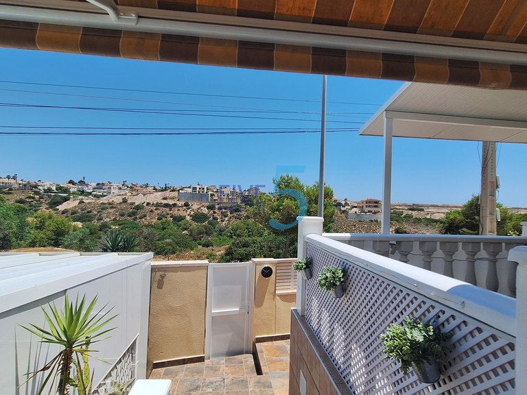 Villa for Sale in Alicante, Valencia 47