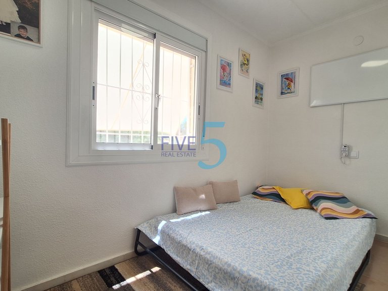 Villa for Sale in Alicante, Valencia 26
